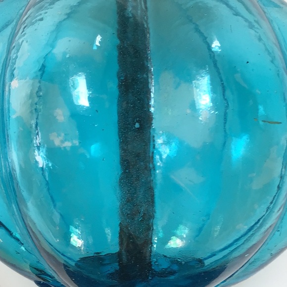 Pier 1 Blue Glass & Antique Brass Vintage Look Candlestick Set - Picture 10 of 10